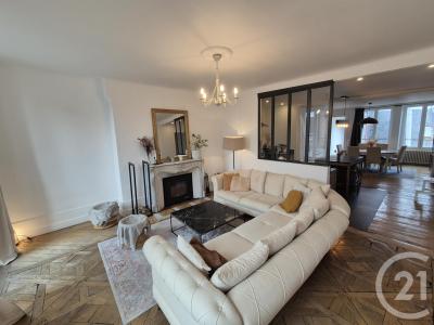 Besancon, フランシュ＝コンテ 25000, アキタン