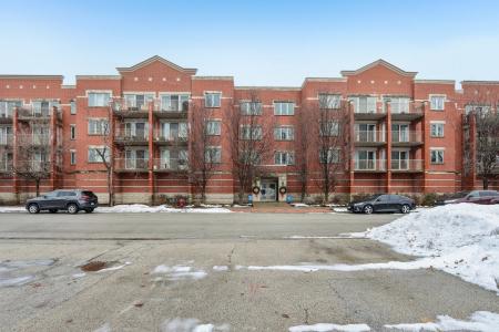 9864 Leland Avenue #309, Schiller Park, Illinois 60176, USA