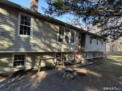 179 Cossaduck Hill Road, North Stonington, Connecticut 06359, USA