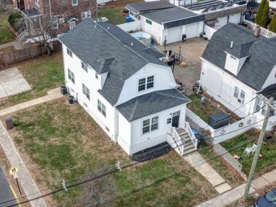 27 S. 2nd Street, Fords, NJ 08863, USA