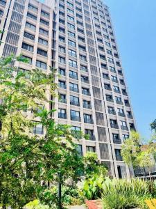 Av. Plan de San Luis 5850-1504,, Guadalajara, Jalisco 44620, México