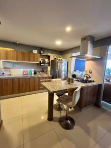 av pirai entre 6 y 7 mo anillo casas externas las palmas del oeste 2 34, Oeste, Santa Cruz 00001, Bolivia