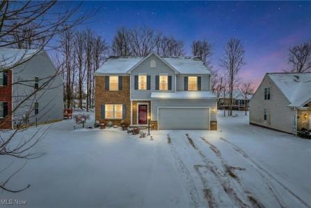 6253 Winterberry Crossing, Bedford, Ohio 44146, USA