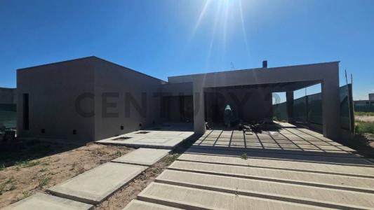 Almirante Brown S/N, Chacras De Coria, Mendoza 00001, Argentina