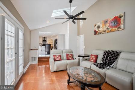 9 Haypress Road, Dayton, NJ 08810, USA