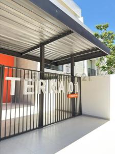 EDIFICIO INSIGNIA TERRA - 26 de Febrero casi Leonismo Luqueño S/N, Luque, Central 00001, Paraguay