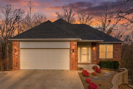 23 Harrington Drive, Bella Vista, Arkansas 72714, USA