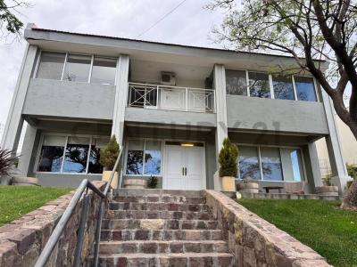 Avenida Champagnat manzana 6 casa 13 manzana 6 casa 13, El Challao, 門多薩 5539, 阿根廷