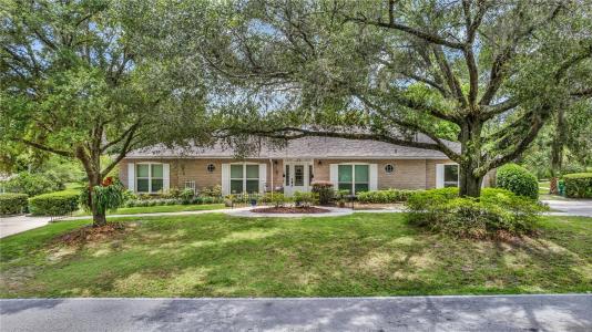 820 S Hill Ave #40, Deland, Floride 32724, États-Unis