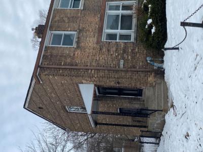 9924 S. Hoxie Ave, Chicago, Illinois 60617, USA