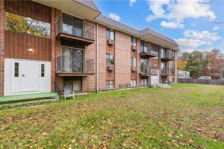 117 John Street , 14, Lincoln, رود ايلاند 02865, الولايات المتحدة