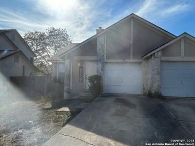 7229 Coral Springs, San Antonio, Texas 78250, USA