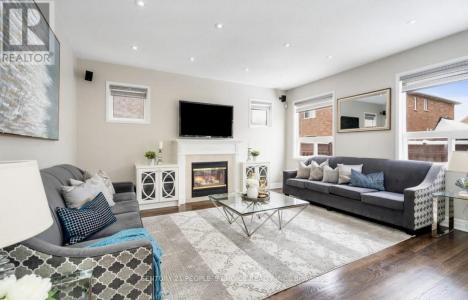 63 NORTHFACE CRESCENT, Brampton (sandringham-wellington), Ontario L6R 2X9, Canada