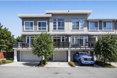 8413 MIDTOWN WAY, Chilliwack, British Columbia V2P 0G7, Canada