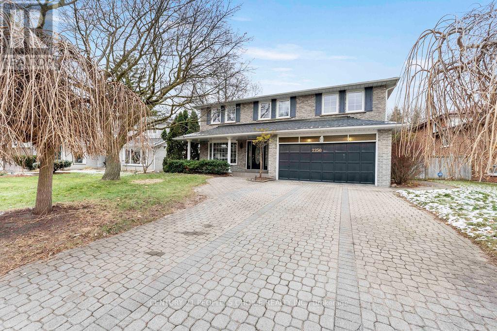 2250 KENBARB ROAD, Mississauga (cooksville), Ontario L5B 2E8, Canada