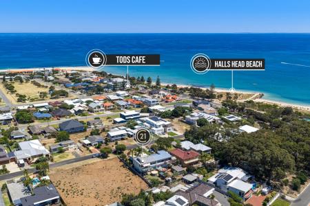 1/9 Peter Street, Halls Head, WA 6210, Australia