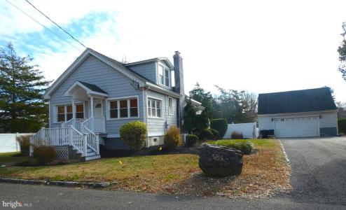 2024 Elm Ave, ATCO, New Jersey 08004, USA