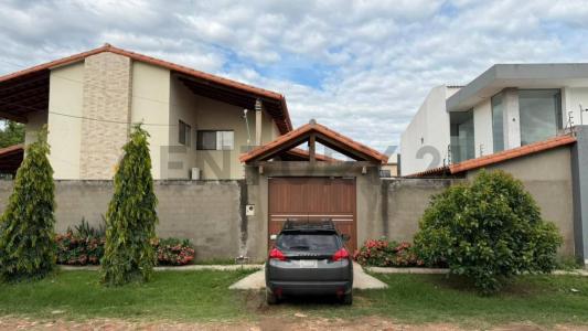 Km 8 y medio al norte, Urb. Los Jardines, C. Acacias 24, Norte, Santa Cruz 00000, Bolivia