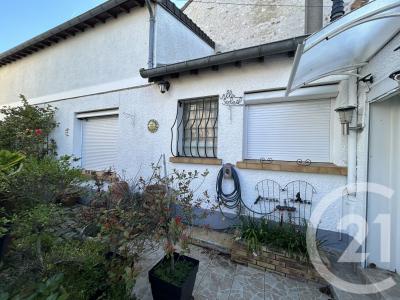 Avon, Île-de-France 77210, France