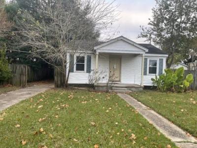 9 OLD HICKORY Street, Chalmette, Louisiane 70043, États-Unis