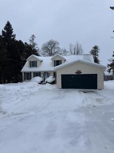 14242 Hill Street, Presque Isle, Michigan 49777, USA