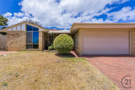 11A Darter Place, Halls Head, WA 6210, Australia
