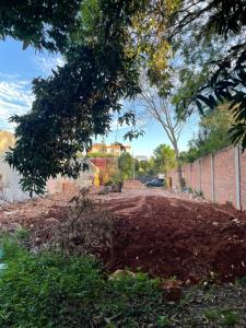 TENIENTE  RIVAROLA ENTRE CORONEL PANCHITO LOPEZ  Y  SAN FRANCISCO A UNA CUADRA DE SOLDADO , Fernando de la Mora, Central 00001, Paraguay