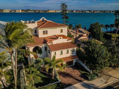 1403 Pass A Grille Way, St Pete Beach, Florida 33706, USA