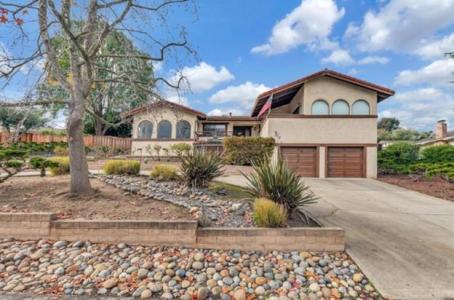 130 Georges Drive, Hollister, California 95023, USA