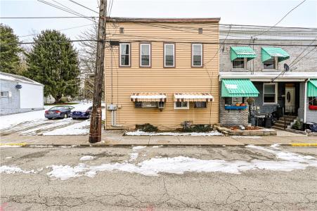 522 Cavitt Ave, Trafford, Pennsylvania 15085, Stati Uniti
