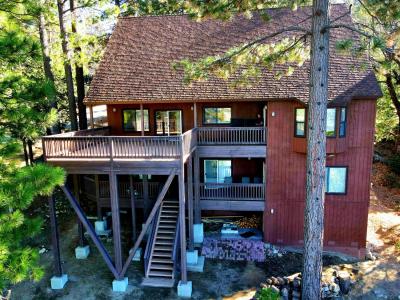 7501 Yosemite Park Way, Yosemite West, California 95389, USA