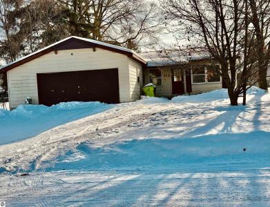 414 Cottage Avenue, Clare, Michigan 48617, HOA KỲ