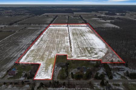 1577 ROAD 3 WEST, Kingsville, אונטריו N9Y 2E5, קנדה 