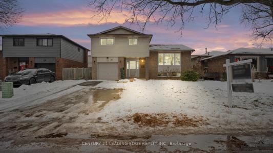 69 CALAIS STREET, Whitby, Ontario L1N 5M3, CANADÁ