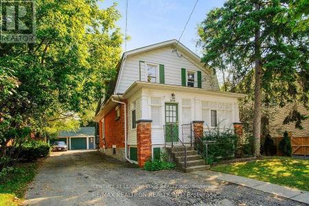 295 MAIN STREET NORTH, Markham (old Markham Village), Ontario L3P 1Y9, Canadá