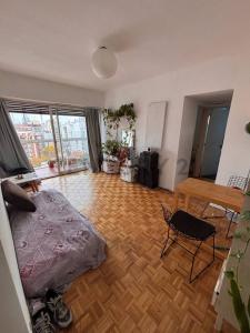 Julian alvarez 1715, Villa Crespo, Capital Federal 00001, Argentina