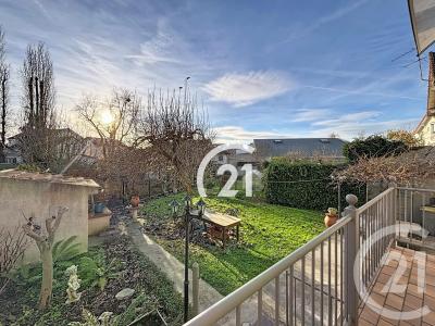 Villiers Le Bel, Île-de-France 95400, Frankreich