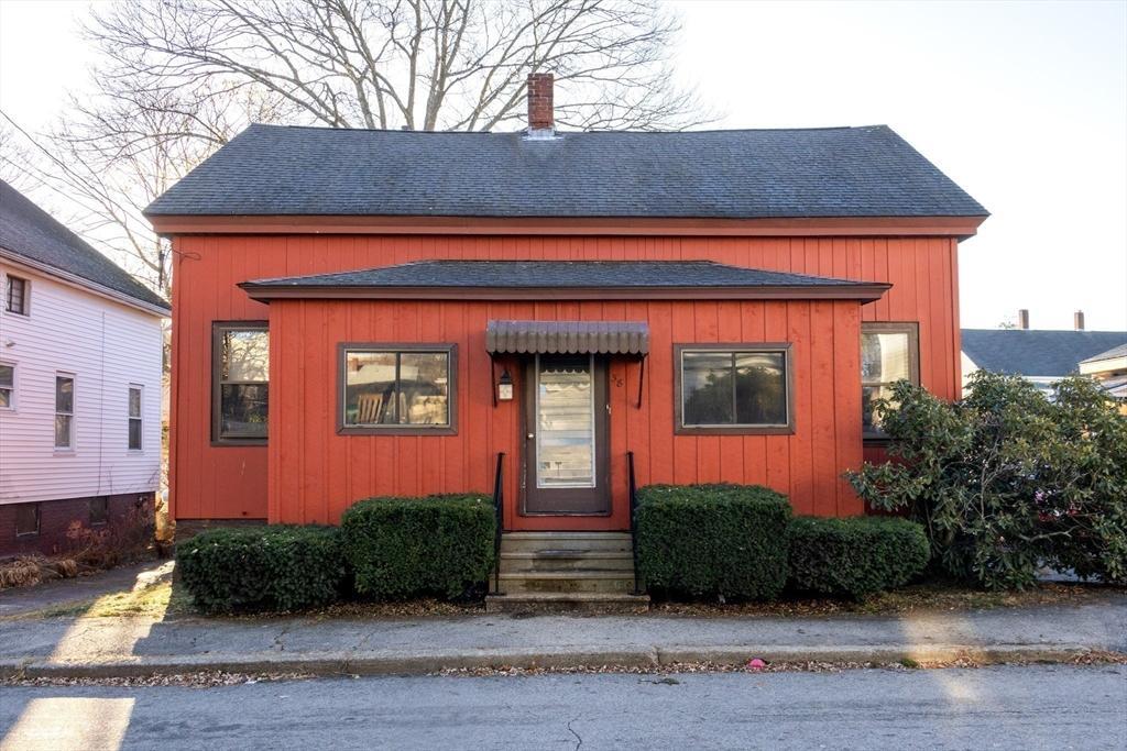 38 Park St, Webster, 麻薩諸塞州 01570, 美國