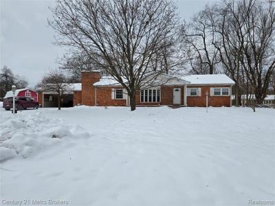 635 Sunset Drive, Imlay City, Michigan 48444, USA