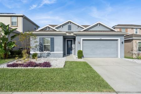 989 Maypole Drive, Apopka, Florida 32703