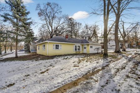 222 N Ovid Street, Elsie, Michigan 48831, USA