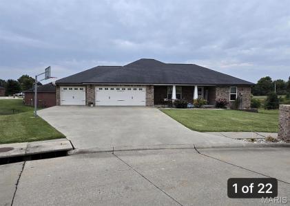 2496 Prairie View Trail, Jackson, Missouri 63755, USA
