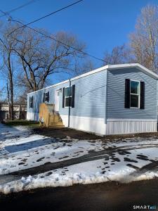 1950 N Broad Street APT 27, Meriden, Connecticut 06450, USA