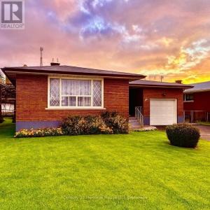 14 DRURY CRESCENT, St. Catharines (carlton/bunting), Ontario L2M 6B6, Canada