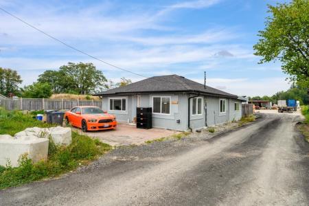 3936 176 STREET, Surrey, Colombie-Britannique V3Z 1C4, Canada