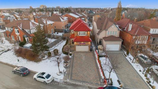 2565 SCARTH COURT, Mississauga, Ontario L5M 5L2, Canada