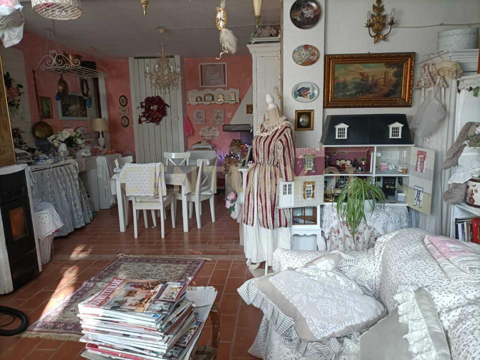 Via Tribuno Tonini, Semproniano, Toscana 58055, Italie