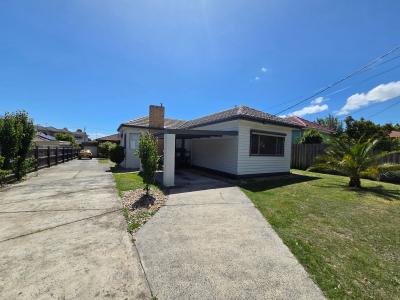 1/13 Gordon Ave, Oakleigh East, VIC 3166, Australia