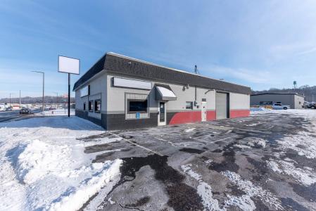 1845 N Riverfront Drive, Mankato, Minnesota 56001, USA