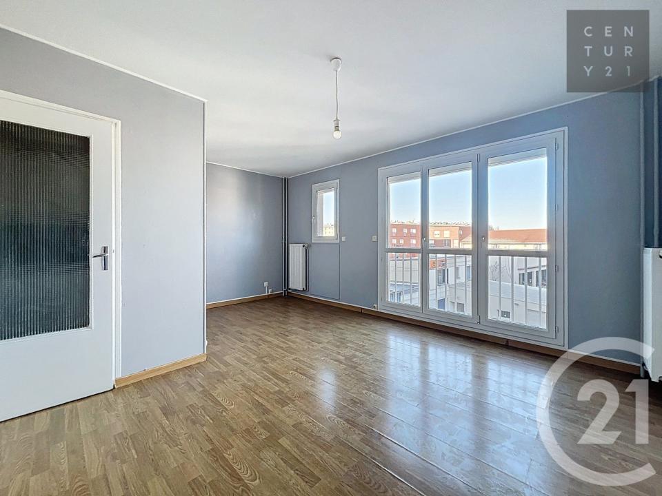 St Julien Les Villas, شامپان – أردان 10800, فرنسا